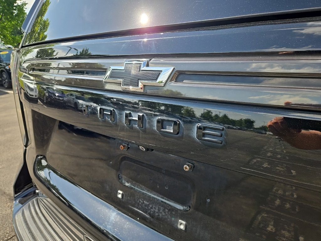 Used 2022 Chevrolet Tahoe Z71 w/ Z71 Off-Road Package AWD/4WD image 12