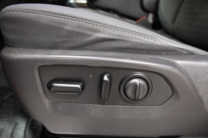 Used 2021 Chevrolet Silverado 2500 LT w/ Texas Edition image 20