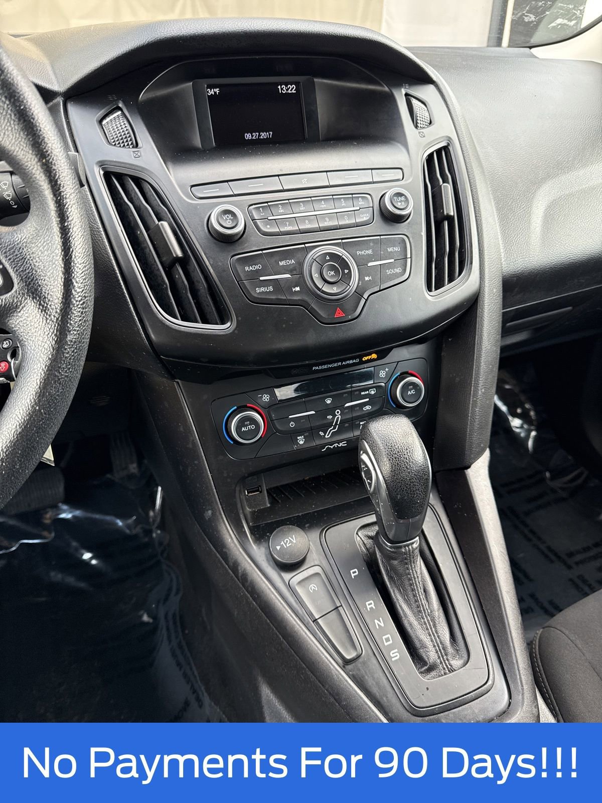 Certified 2018 Ford Focus SE image 16