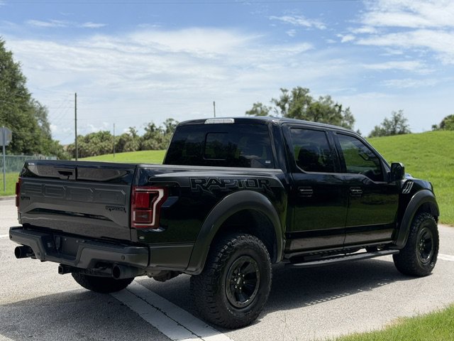 Used 2018 Ford F150 Raptor w/ Equipment Group 802A Luxury AWD/4WD image 5