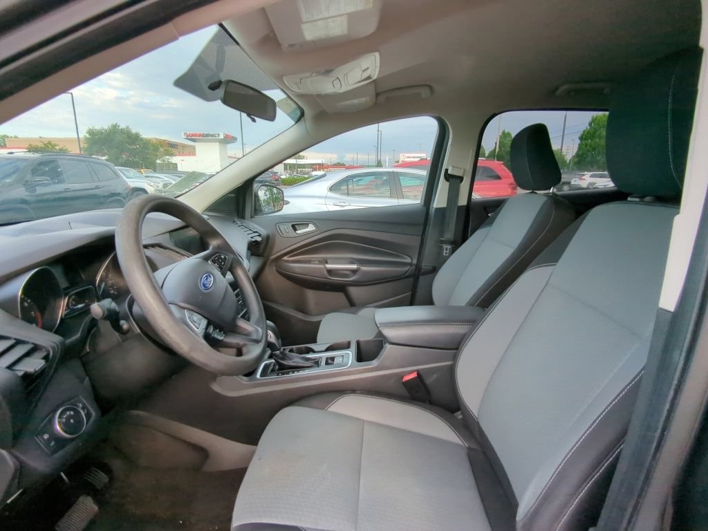 Used 2019 Ford Escape SE FWD image 6