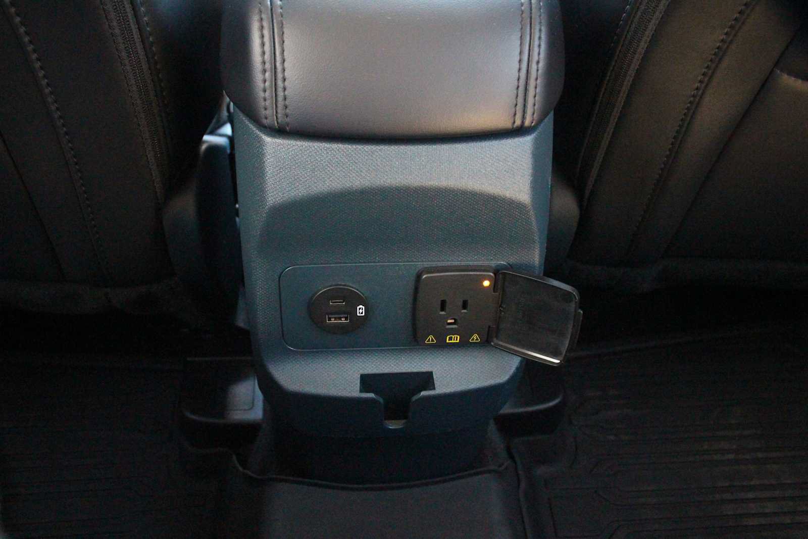 Used 2024 Ford Maverick Tremor w/ Tremor Off-Road Package AWD/4WD image 34