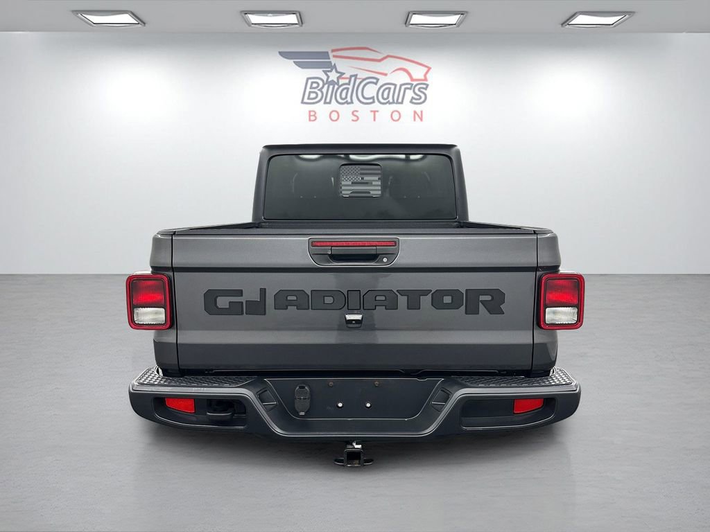 Used 2022 Jeep Gladiator Willys image 5
