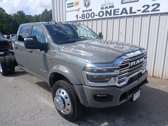 New 2027 RAM 4500 4x4 Crew Cab DRW w/ Laramie Trim Package image 1