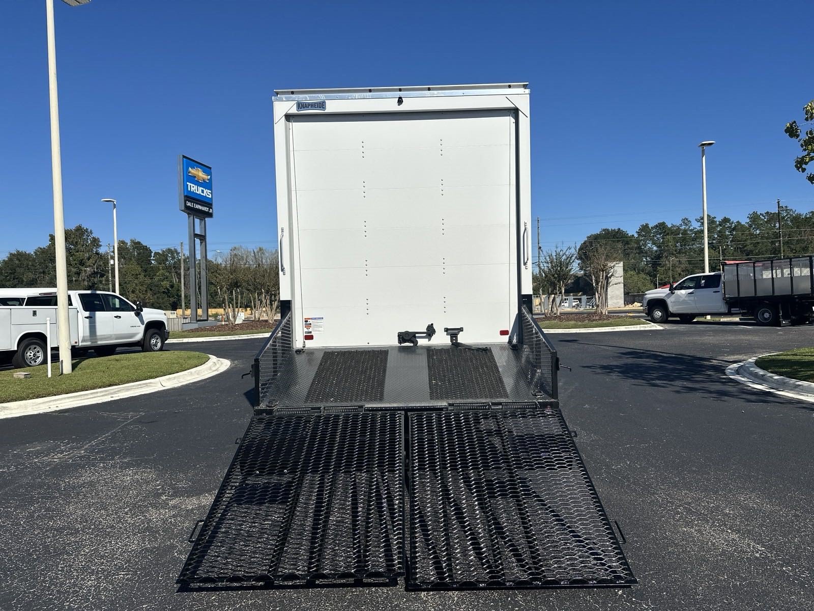New 2025 Chevrolet Low Cab Forward 5500XG RWD image 28
