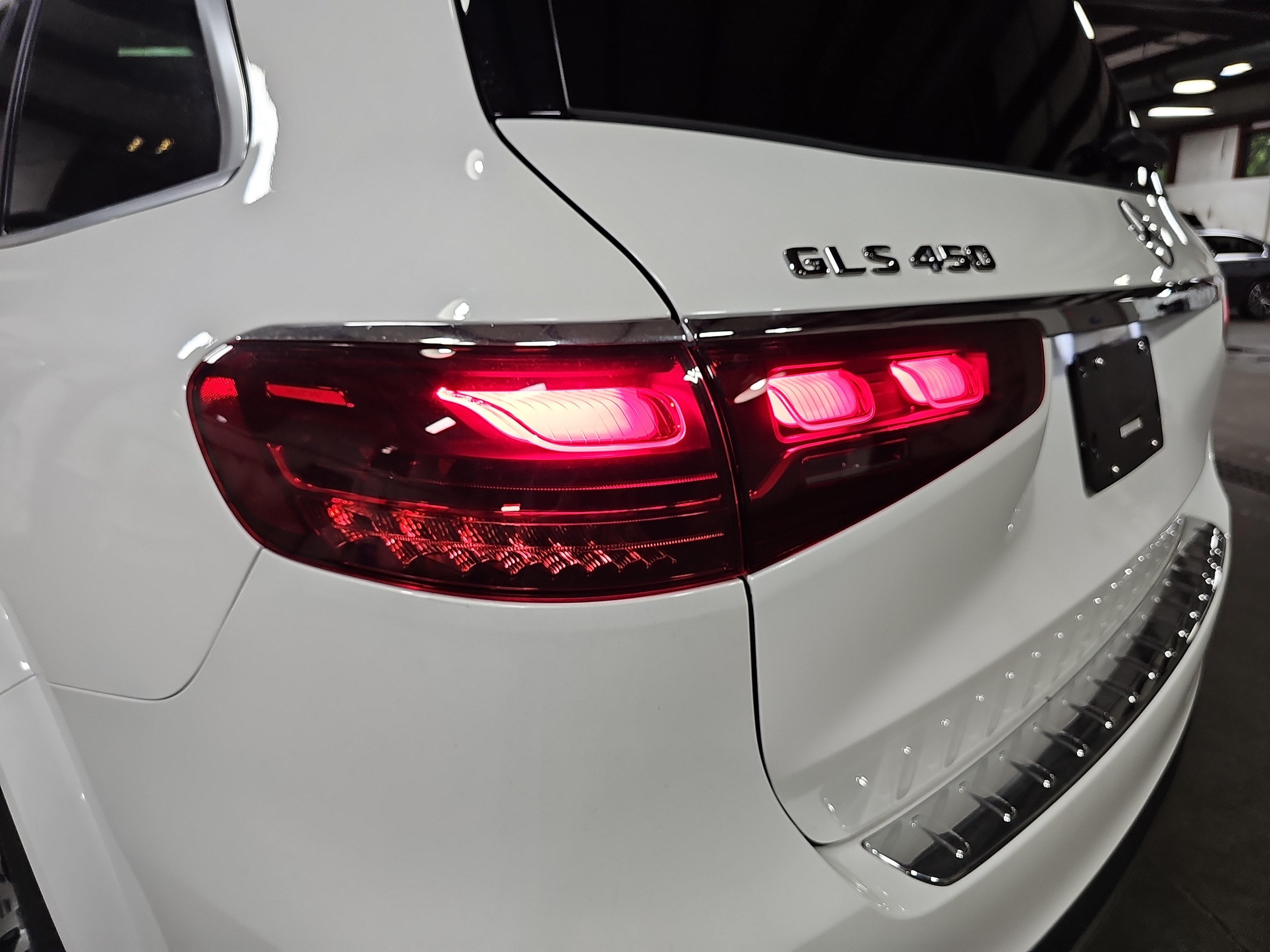 New 2026 Mercedes-Benz GLS 450 4MATIC image 37