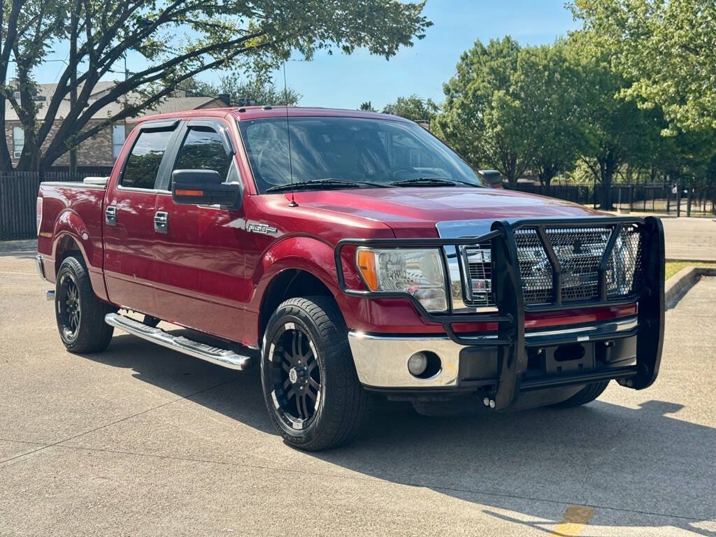 Used 2013 Ford F150 XLT w/ Luxury Equipment Group RWD image 2