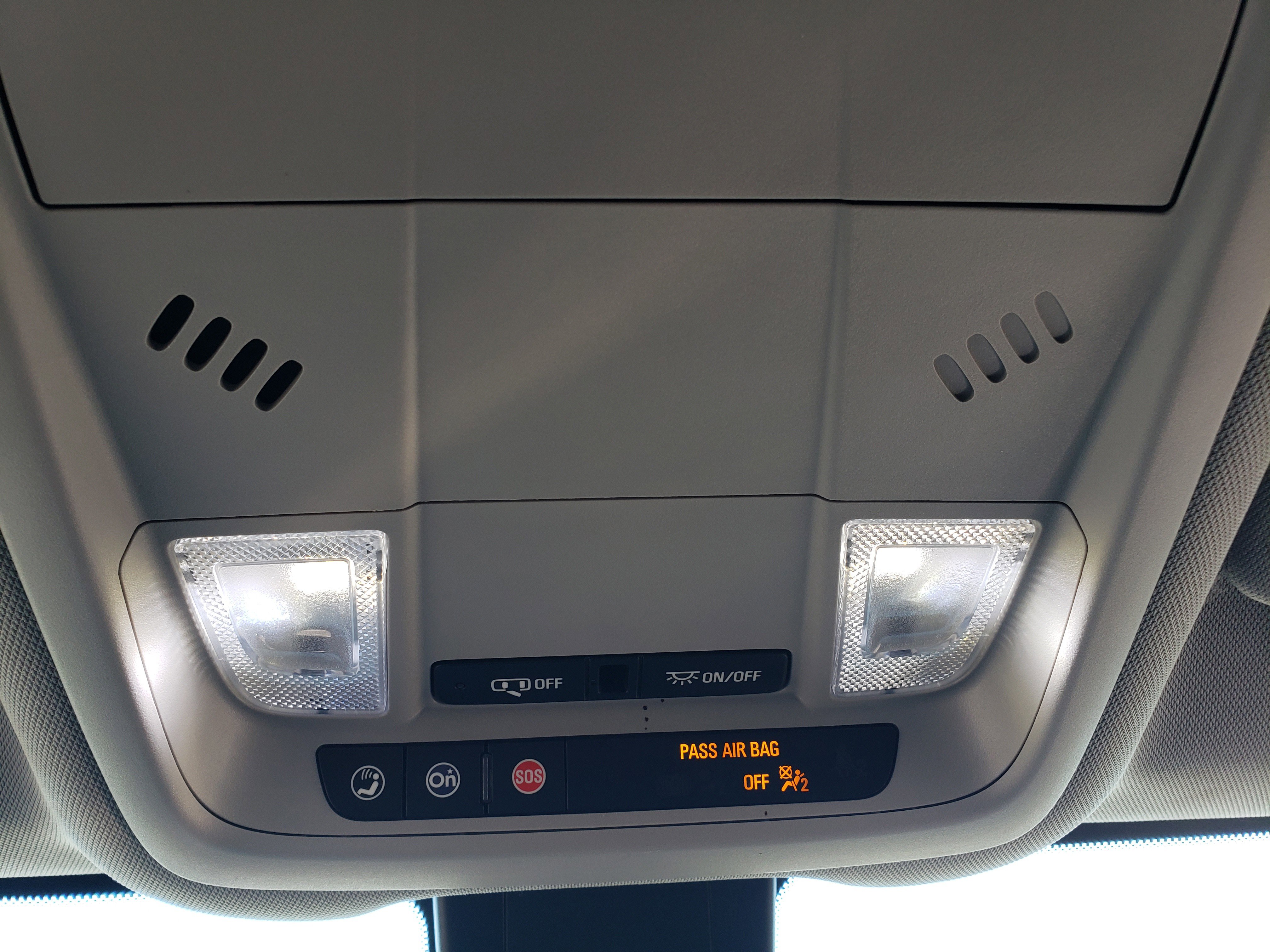 Used 2022 Chevrolet Equinox LT w/ Driver Convenience Package image 27