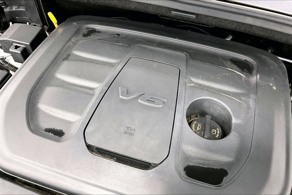 Used 2020 Jeep Grand Cherokee Altitude AWD/4WD image 37