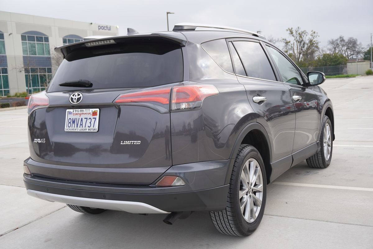 Used 2016 Toyota RAV4 Limited FWD image 10