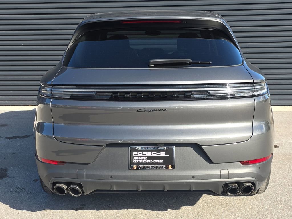 Certified 2025 Porsche Cayenne image 6