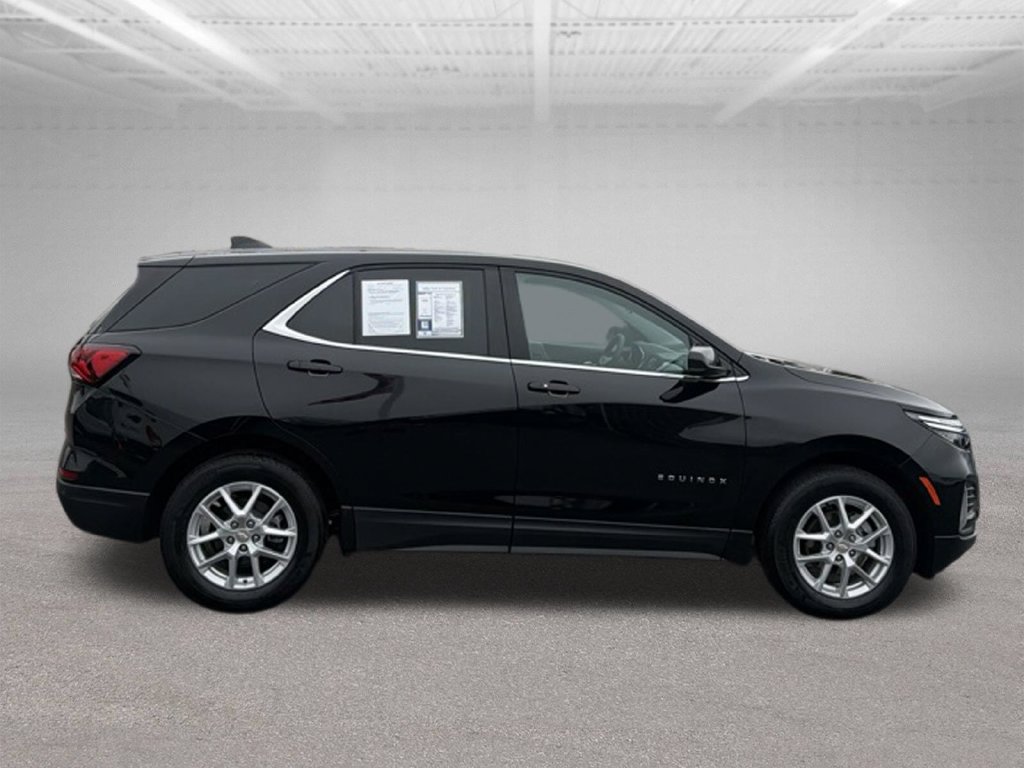 Used 2023 Chevrolet Equinox LT w/ Driver Convenience Package FWD image 11