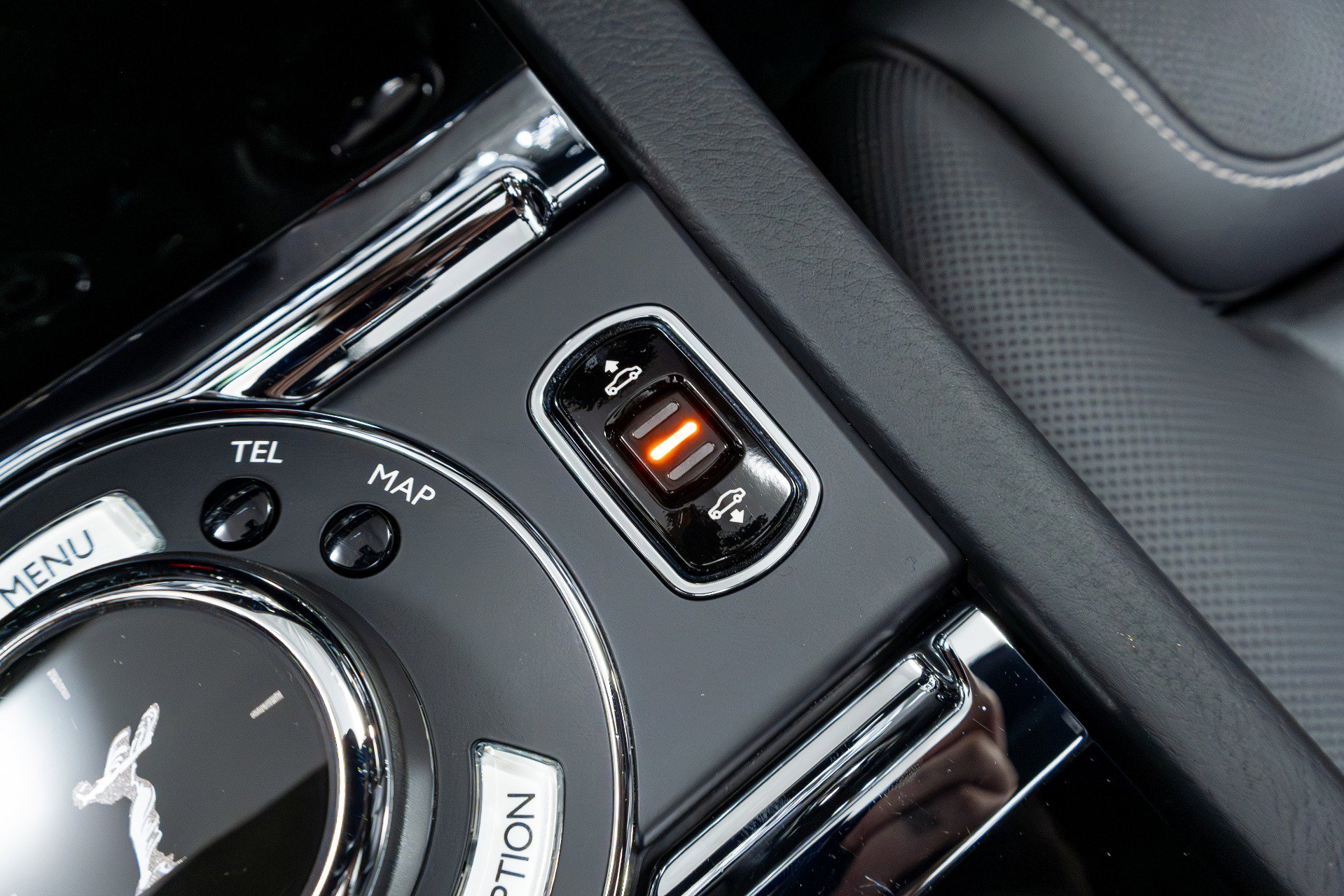 Used 2016 Rolls-Royce Ghost image 86