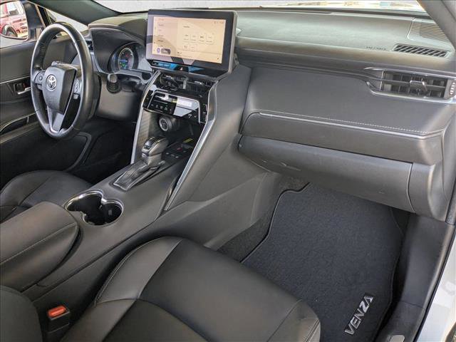 Used 2024 Toyota Venza Nightshade AWD/4WD image 24