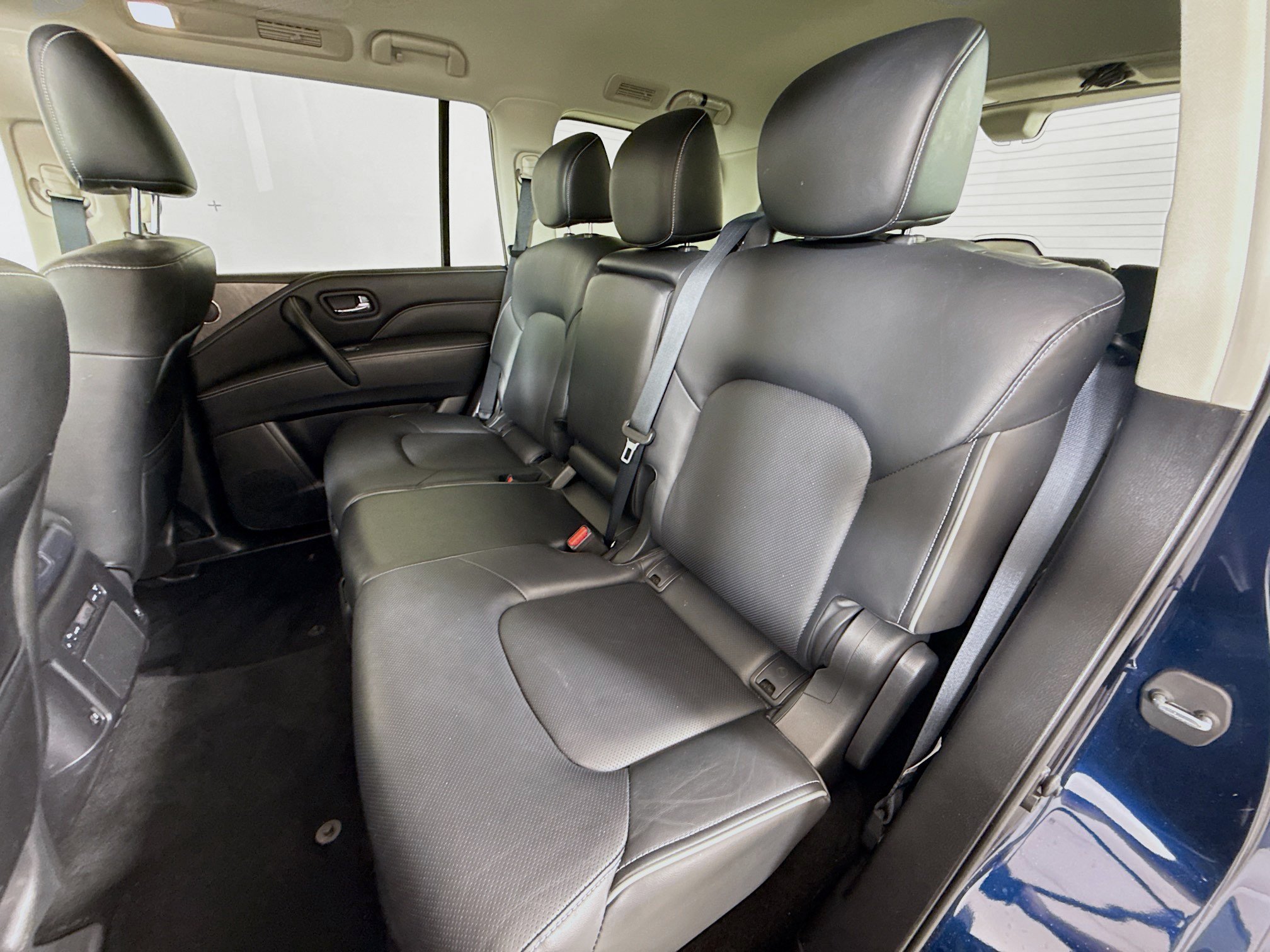 Used 2024 INFINITI QX80 Premium Select w/ Cargo Package AWD/4WD image 23