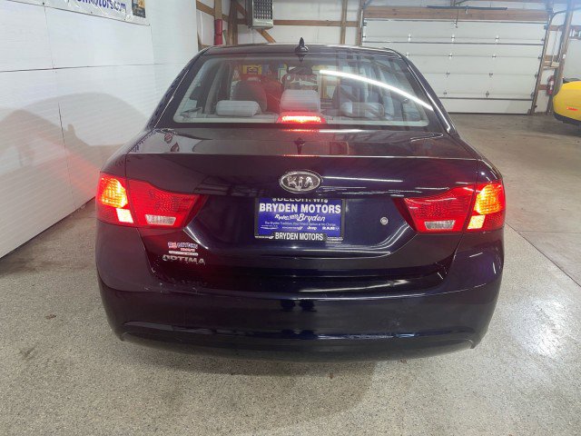 Used 2010 Kia Optima LX image 4