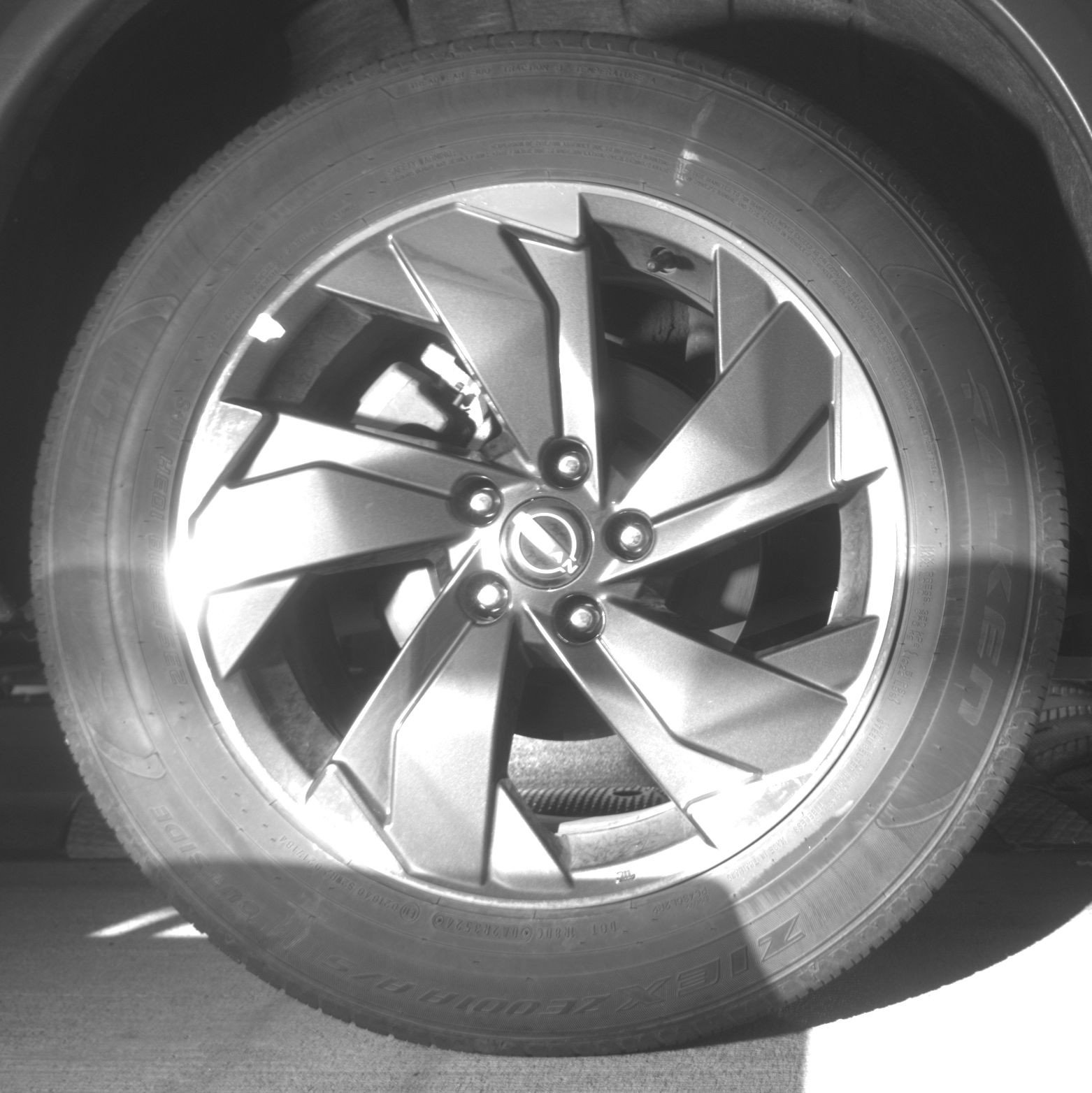 Used 2025 Nissan Rogue SV FWD image 15