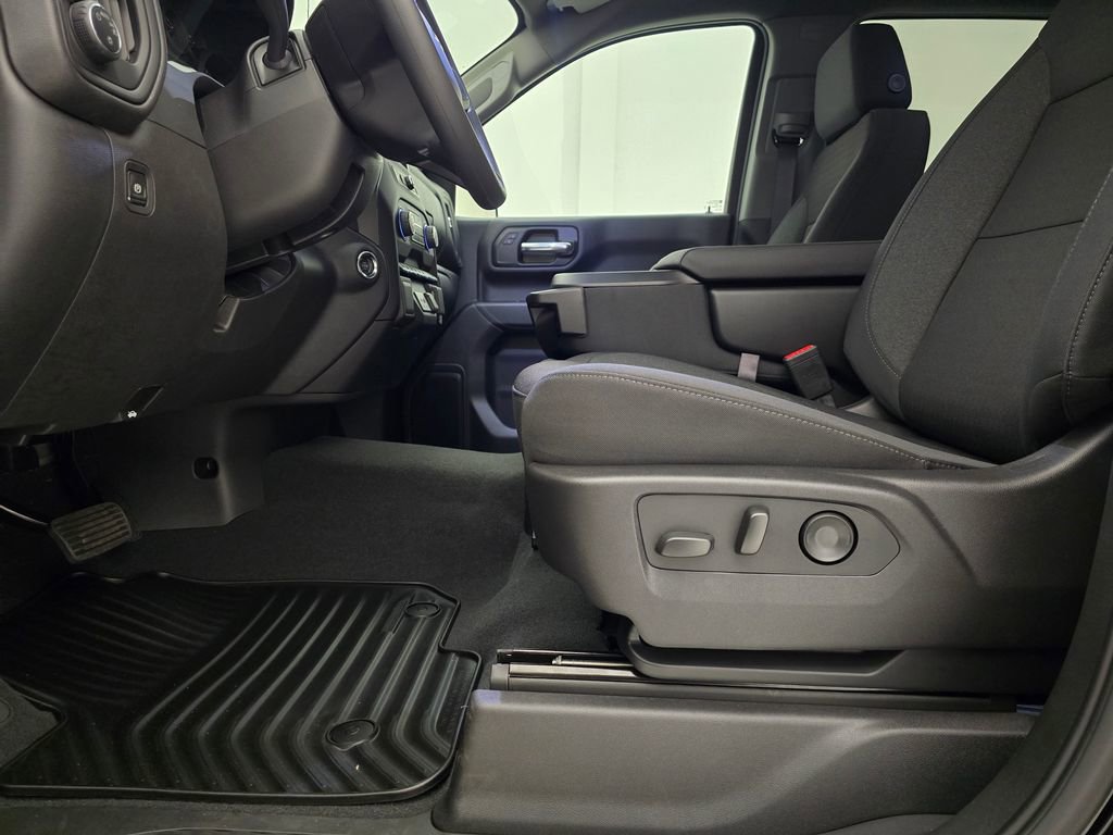 New 2026 Chevrolet Silverado 1500 Custom w/ Turbomax Blackout Package image 3