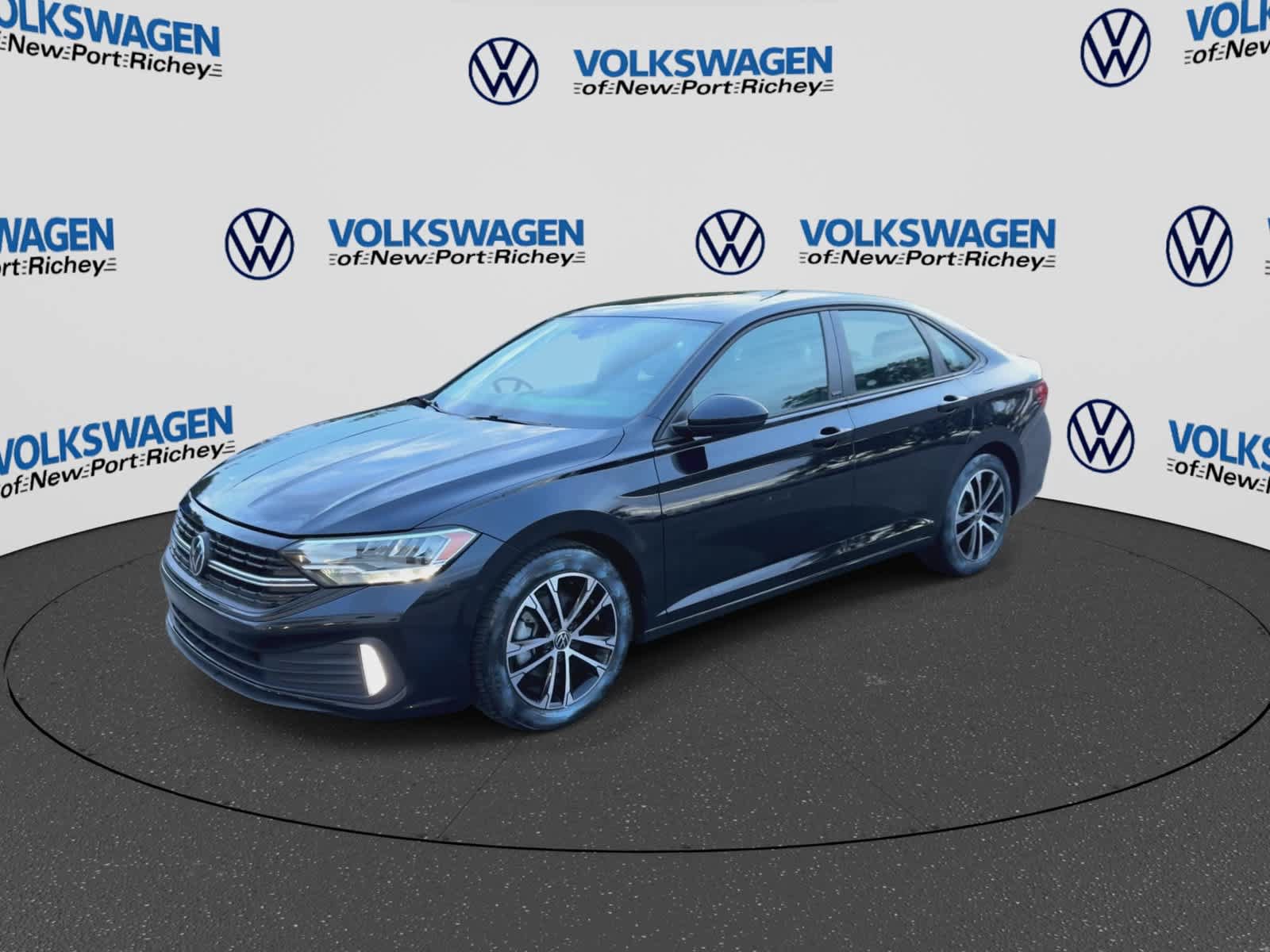 Used 2024 Volkswagen Jetta Sport FWD image 4