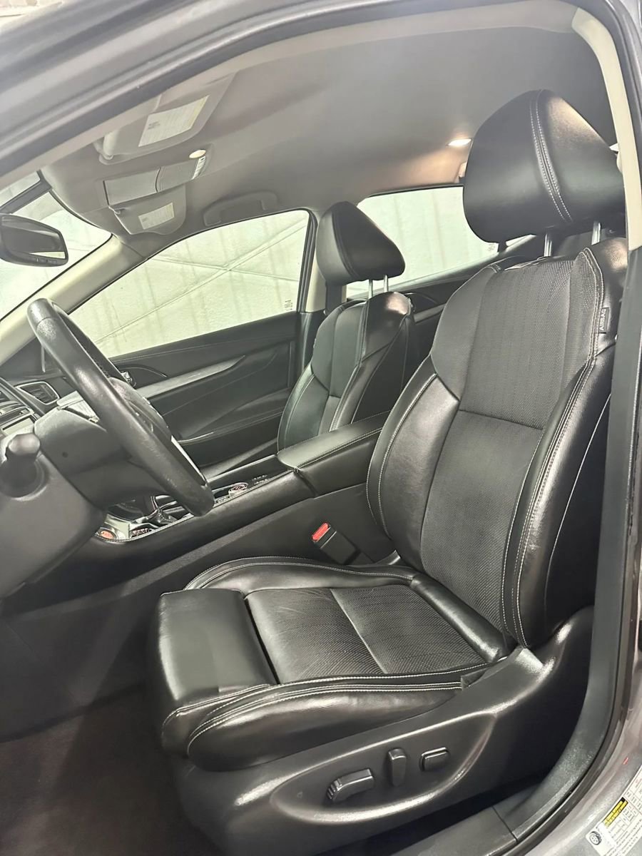 Used 2017 Nissan Maxima 3.5 SV w/ Dynamic Package FWD image 20