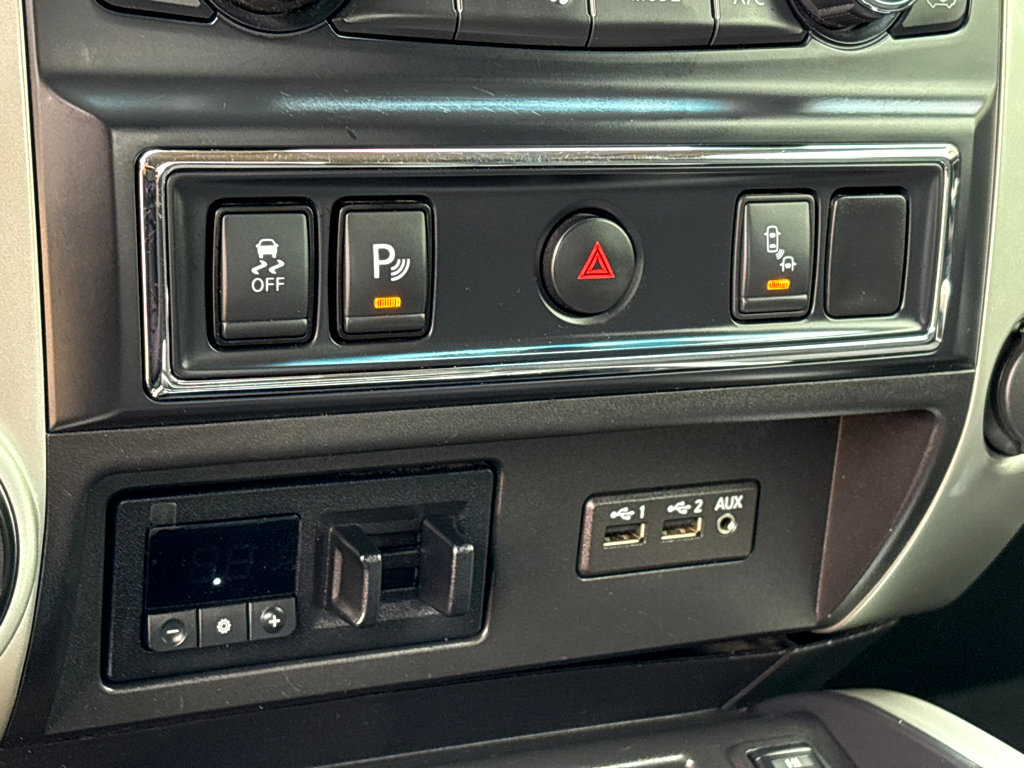 Used 2019 Nissan Titan SV w/ SV Convenience Package AWD/4WD image 26