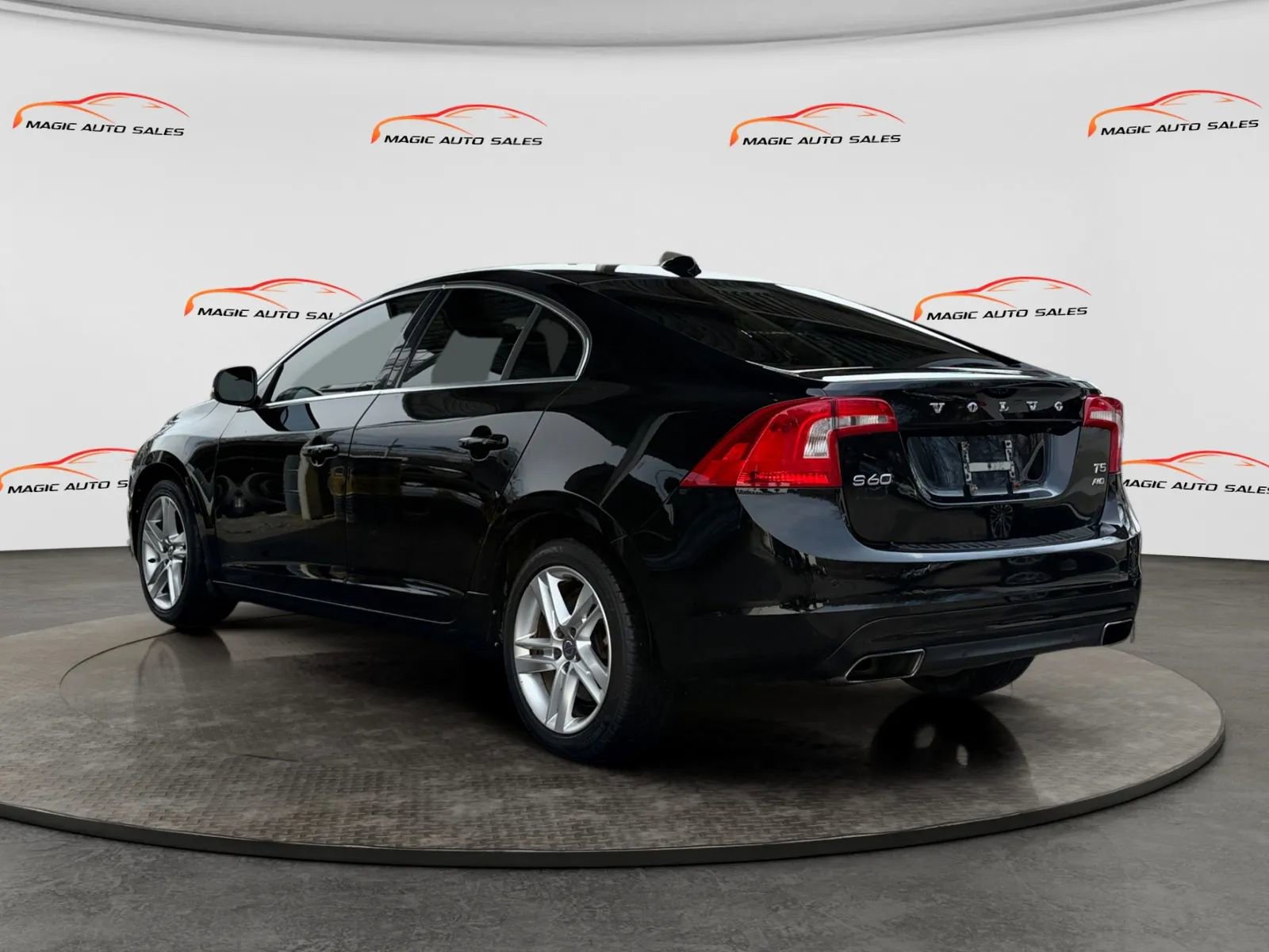 Used 2015 Volvo S60 T5 Platinum image 6