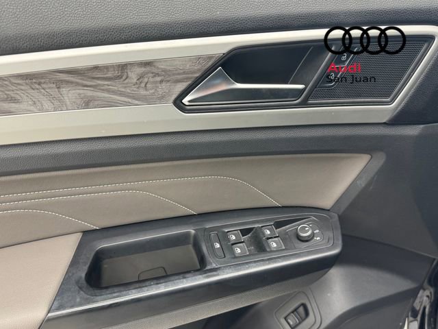 Used 2021 Volkswagen Atlas Cross Sport SE image 25