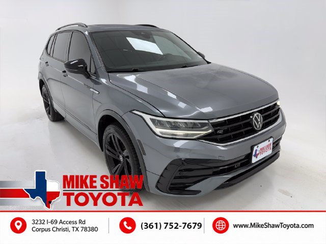 Used 2023 Volkswagen Tiguan SE R-Line FWD image 2