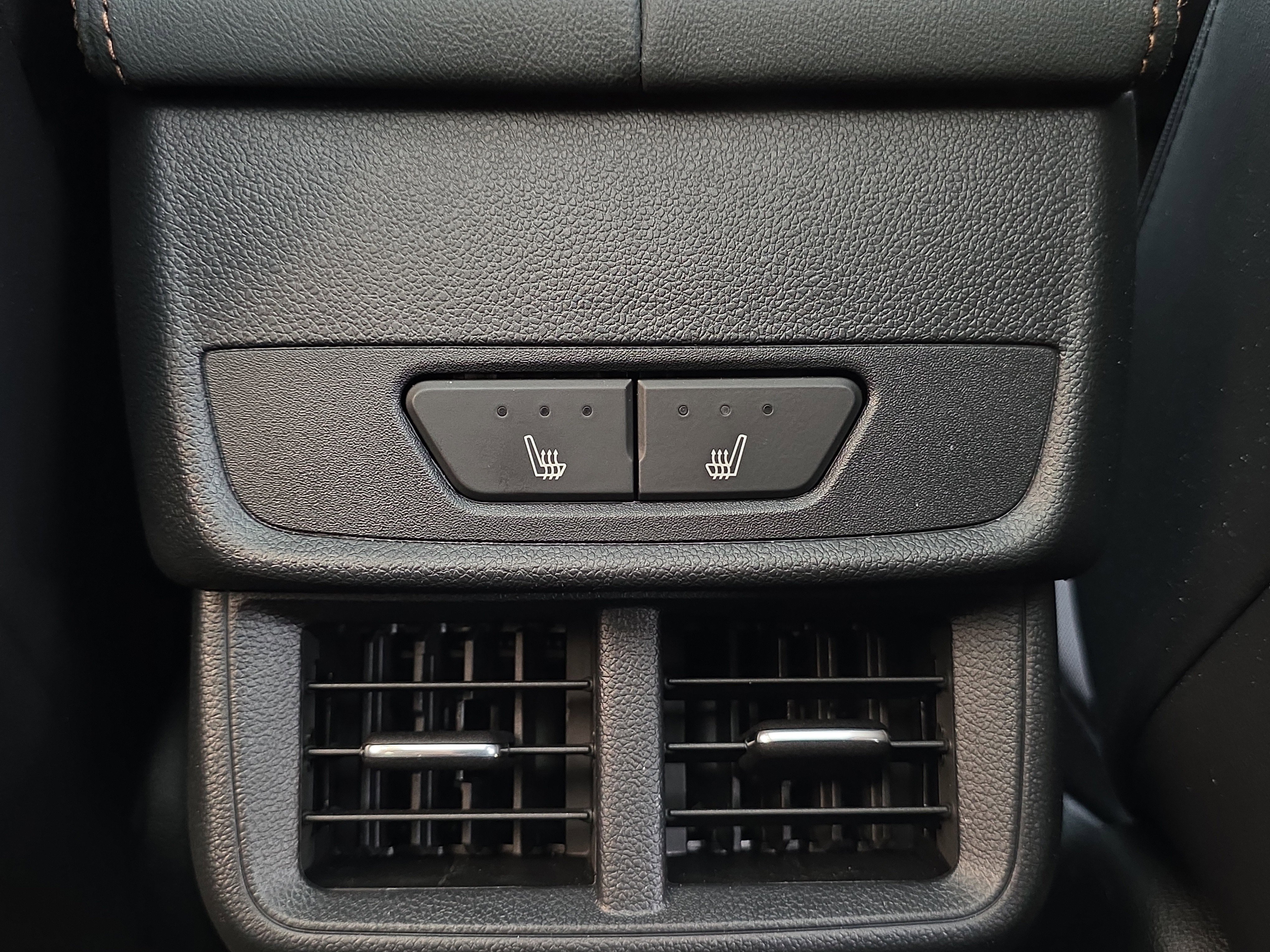 Used 2026 GMC Terrain AT4 w/ Convenience Package III image 30