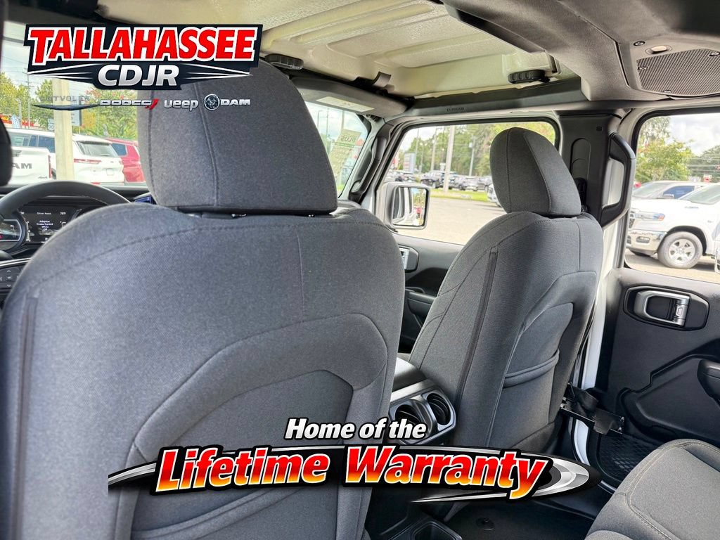 Used 2025 Jeep Gladiator Sport AWD/4WD image 28
