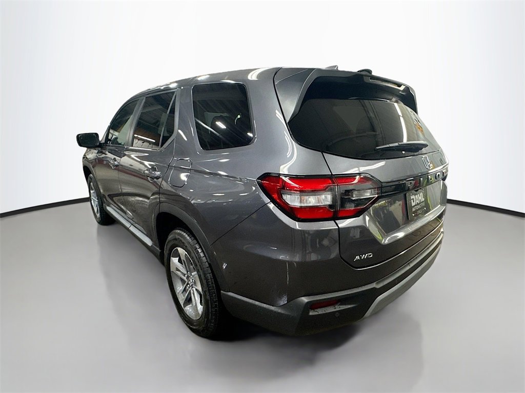 New 2025 Honda Pilot EX-L image 4