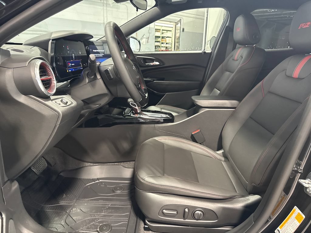 New 2026 Chevrolet Trax RS w/ Driver Confidence Package FWD image 27