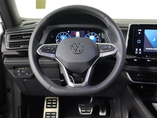 Used 2026 Volkswagen Atlas Cross Sport SEL R-Line AWD/4WD image 21