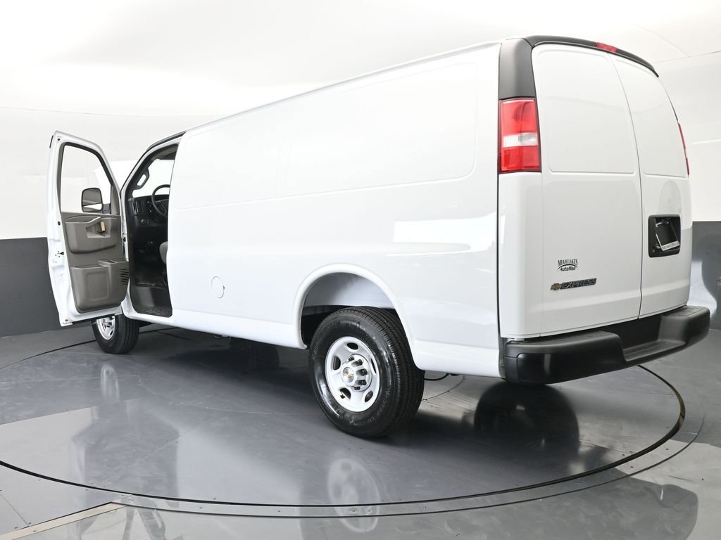 New 2025 Chevrolet Express 2500 w/ Driver Convenience Package image 64
