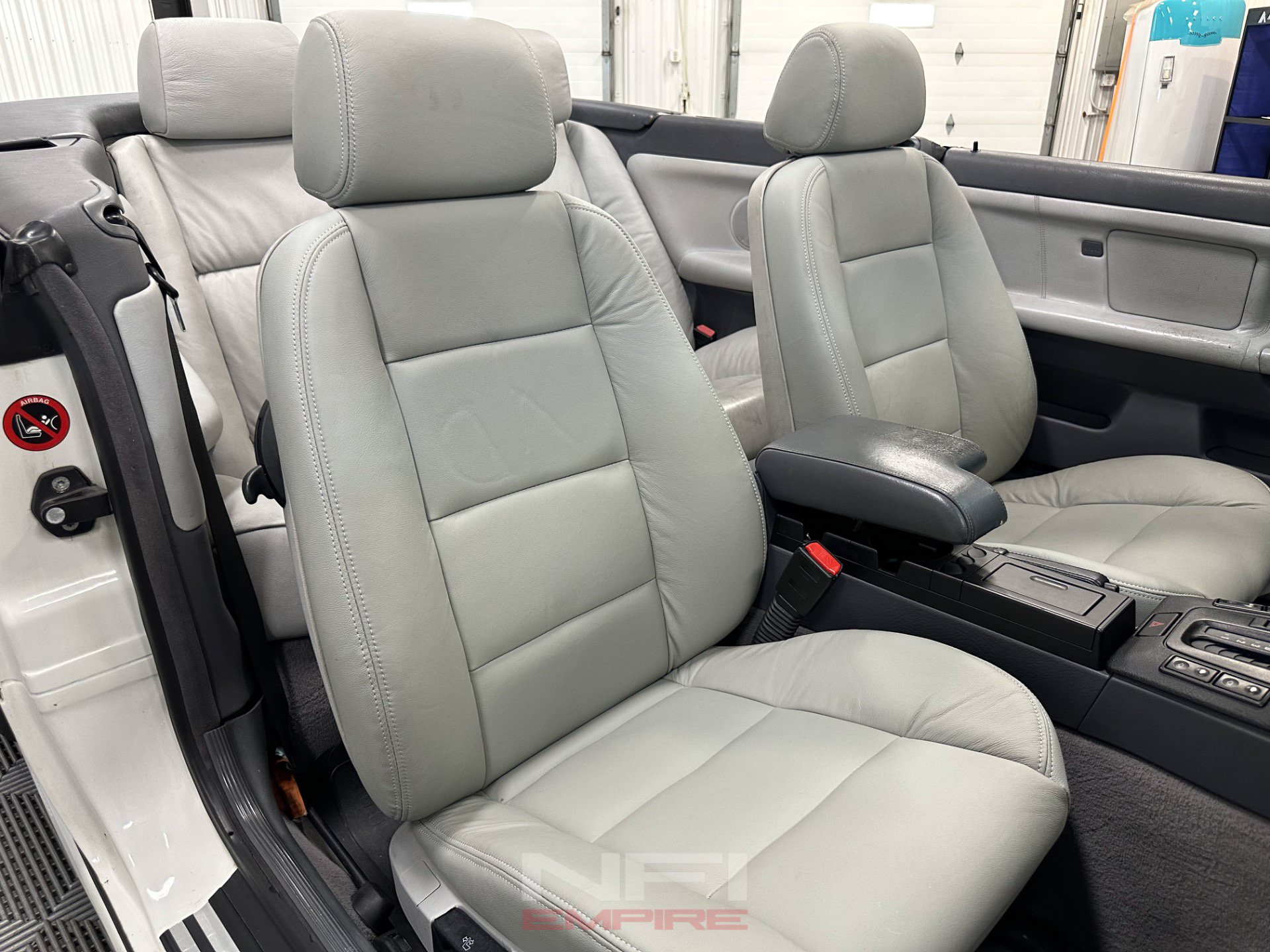 Used 1999 BMW 323i Convertible RWD image 44