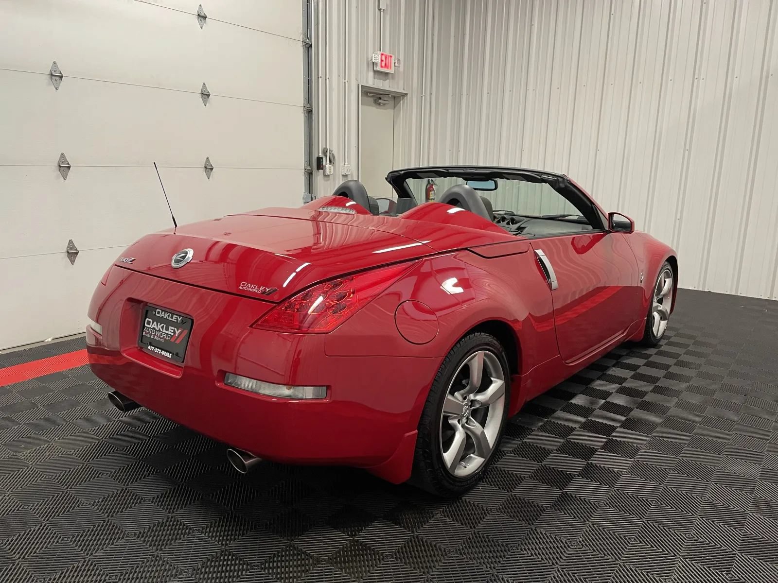 Used 2007 Nissan 350Z Enthusiast RWD image 3