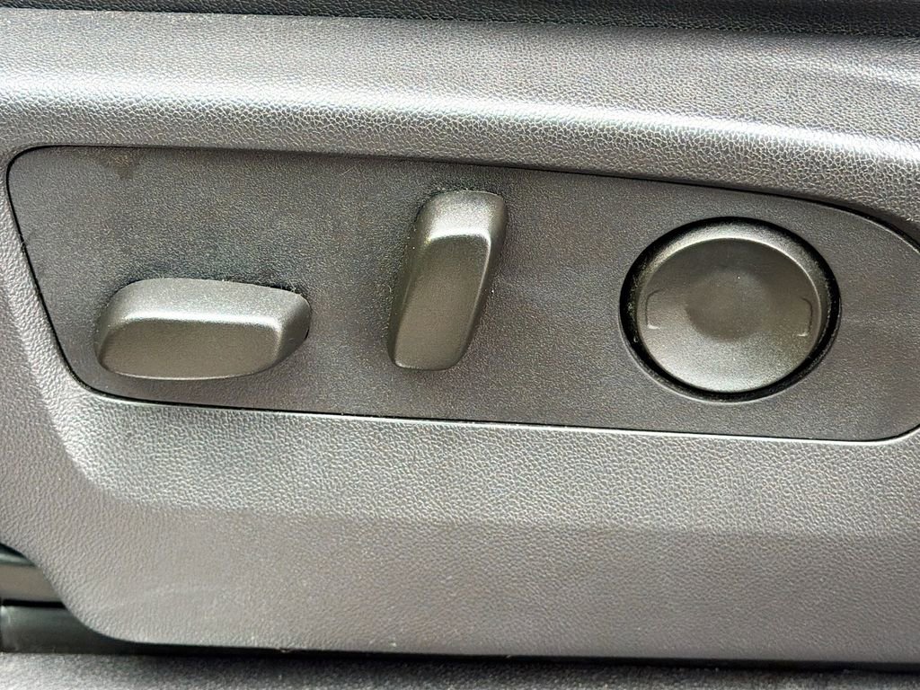 Used 2024 GMC Sierra 1500 SLT image 26