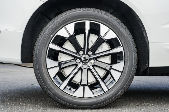 New 2026 Volvo XC60 T8 Plus w/ Protection Package Premier image 17