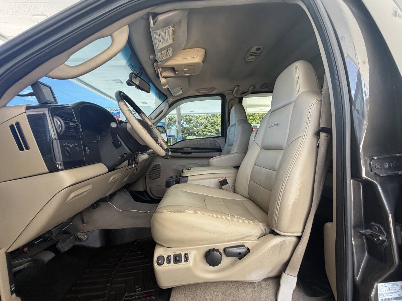 Used 2007 Ford F250 Lariat AWD/4WD image 4