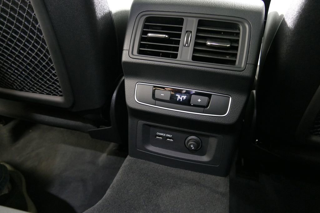 Used 2025 Audi Q5 2.0T Premium image 4