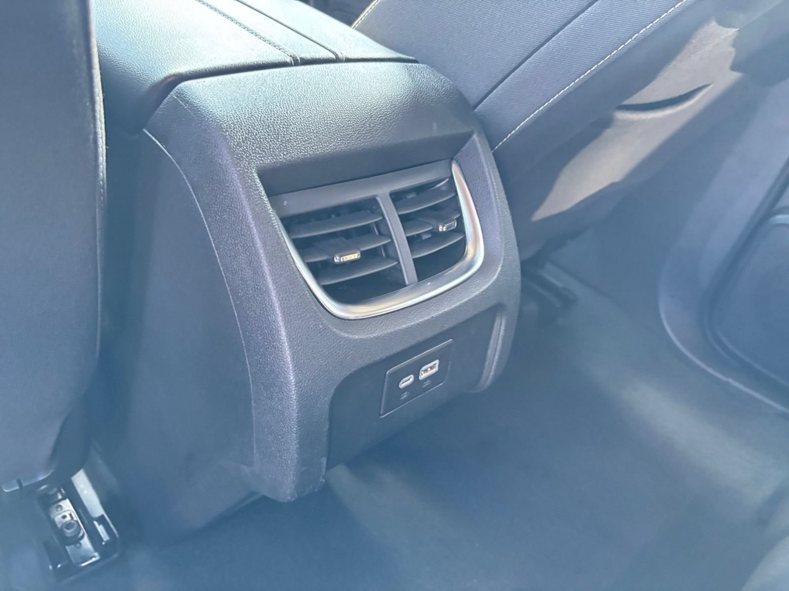Used 2025 Chevrolet Blazer LT FWD image 23