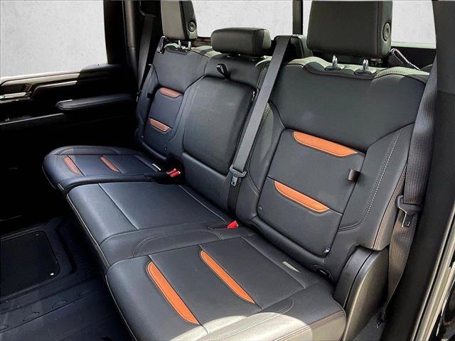 Used 2025 GMC Sierra 2500 AT4 w/ AT4 Premium Plus Package AWD/4WD image 25