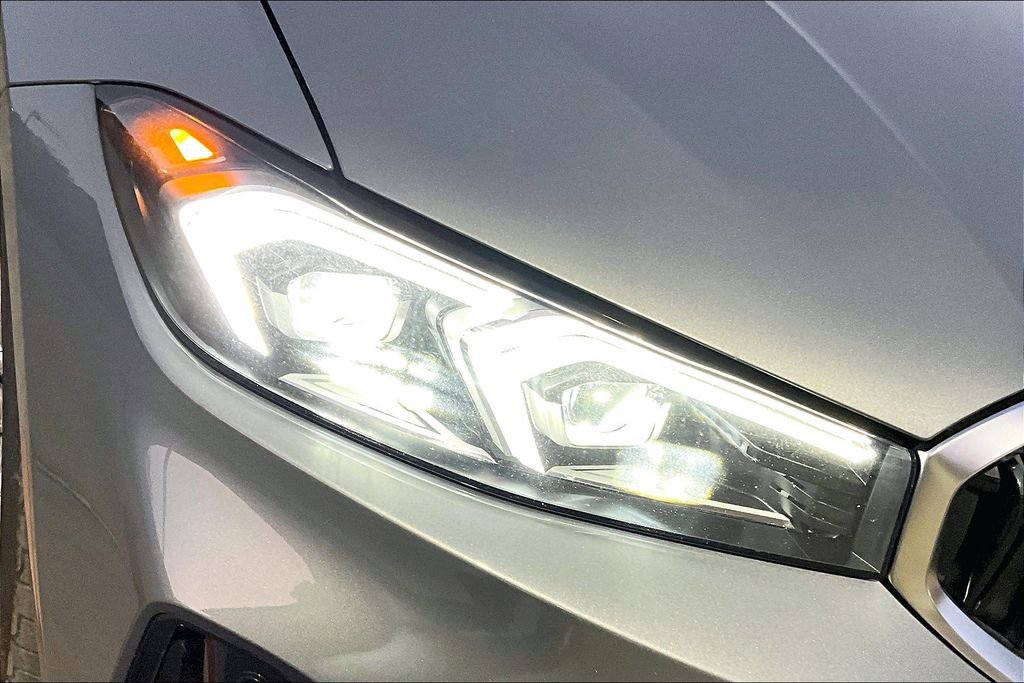 Used 2023 BMW 330i xDrive Sedan w/ Driving Assistance Package image 37