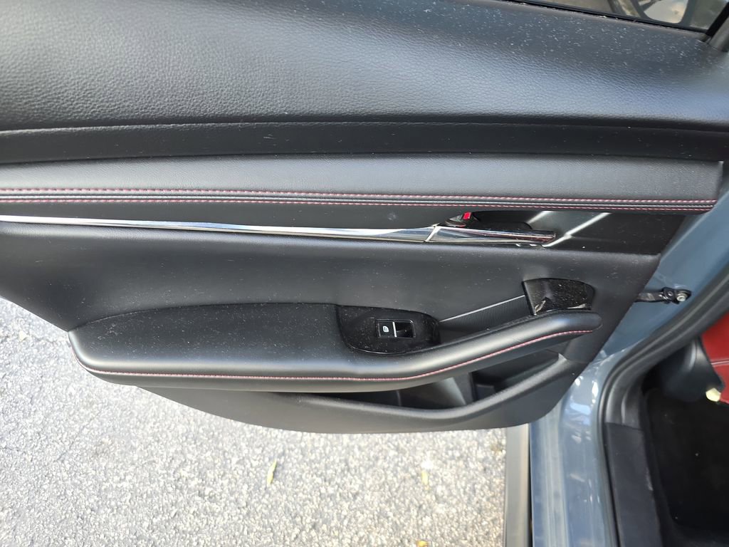 Used 2024 MAZDA MAZDA3 s image 11