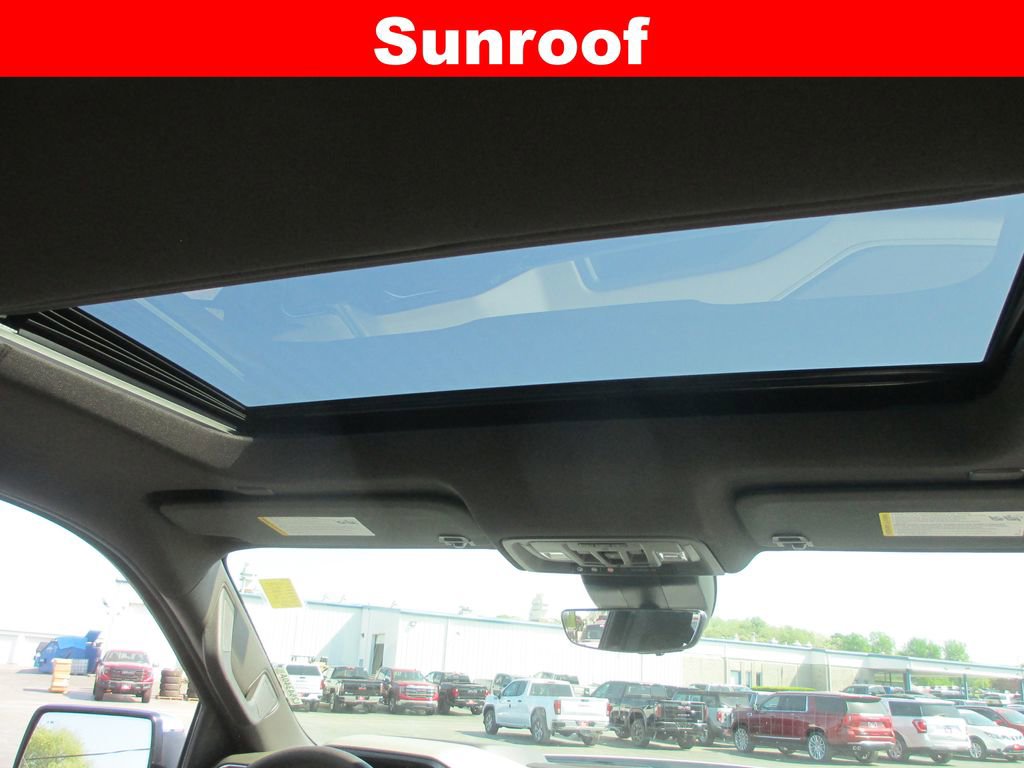 Used 2025 Chevrolet Silverado 1500 LTZ w/ LTZ Premium Package AWD/4WD image 17