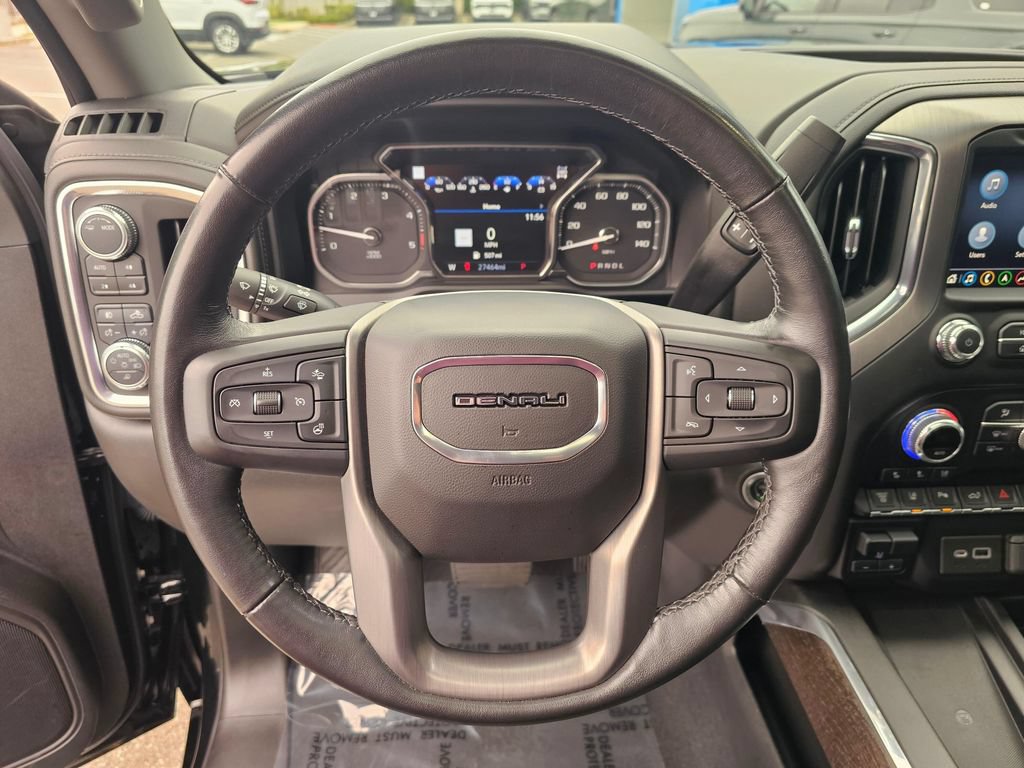 Used 2022 GMC Sierra 3500 Denali w/ Denali Black Diamond Edition AWD/4WD image 29