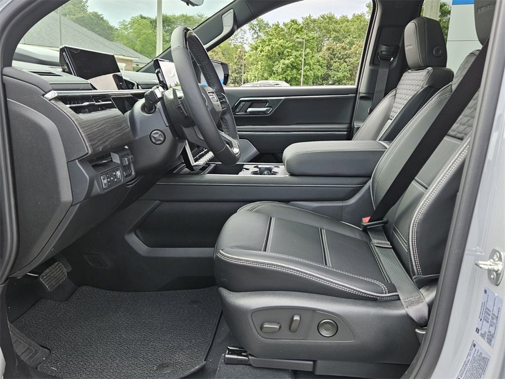 New 2025 GMC Sierra EV Denali image 3