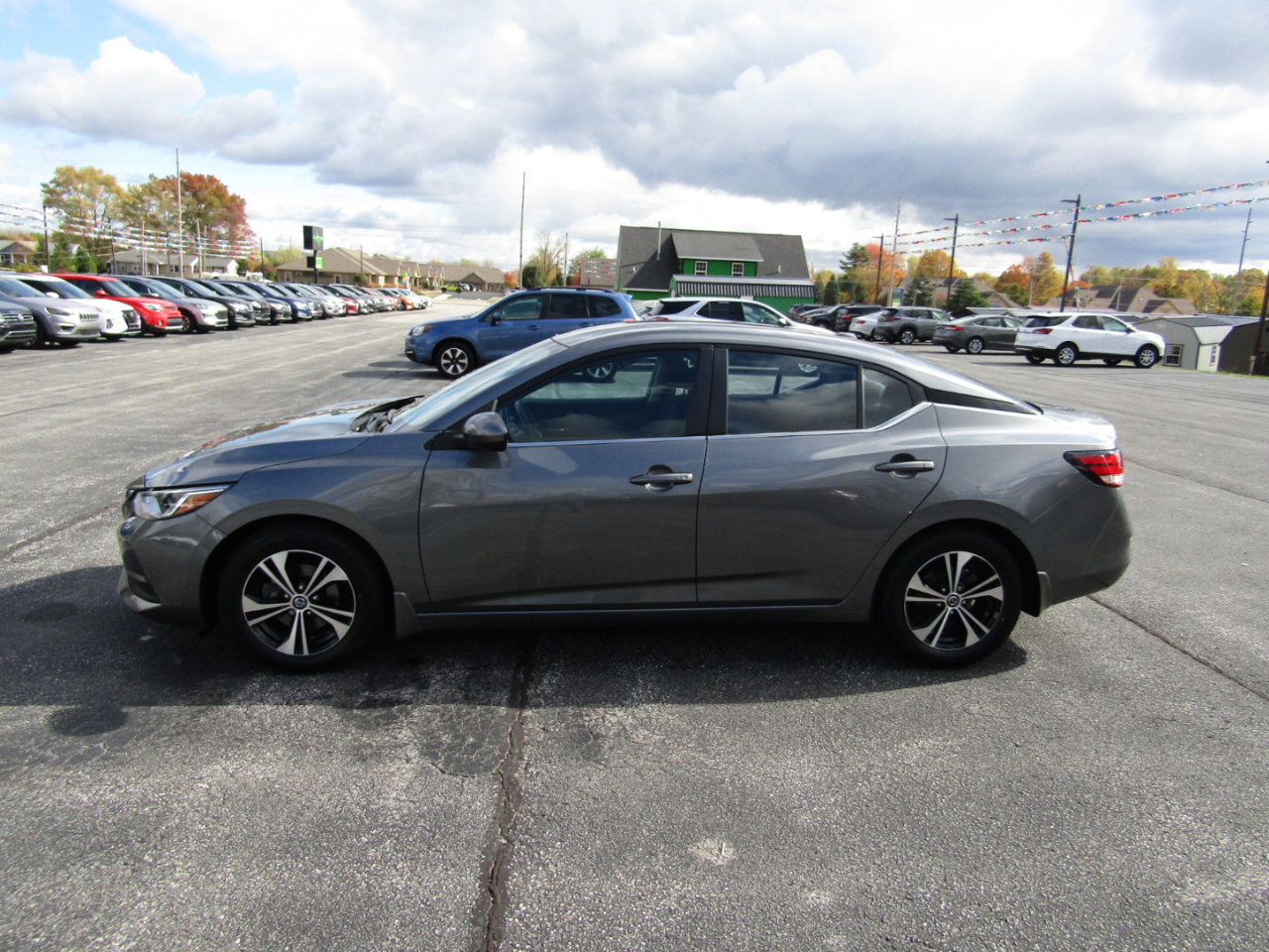 Used 2022 Nissan Sentra SV w/ Trunk Package image 4