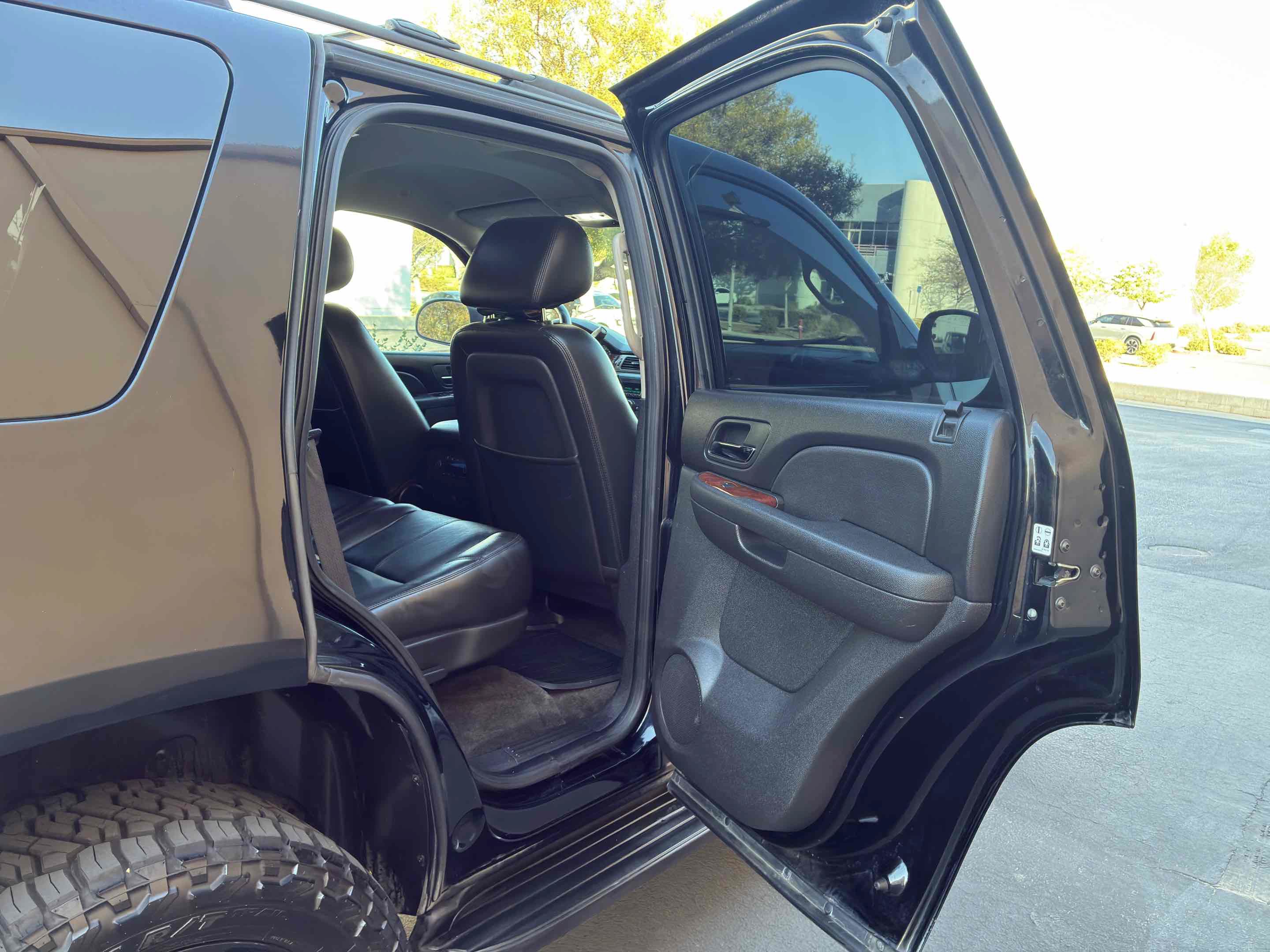 Used 2012 Chevrolet Tahoe LT AWD/4WD image 42