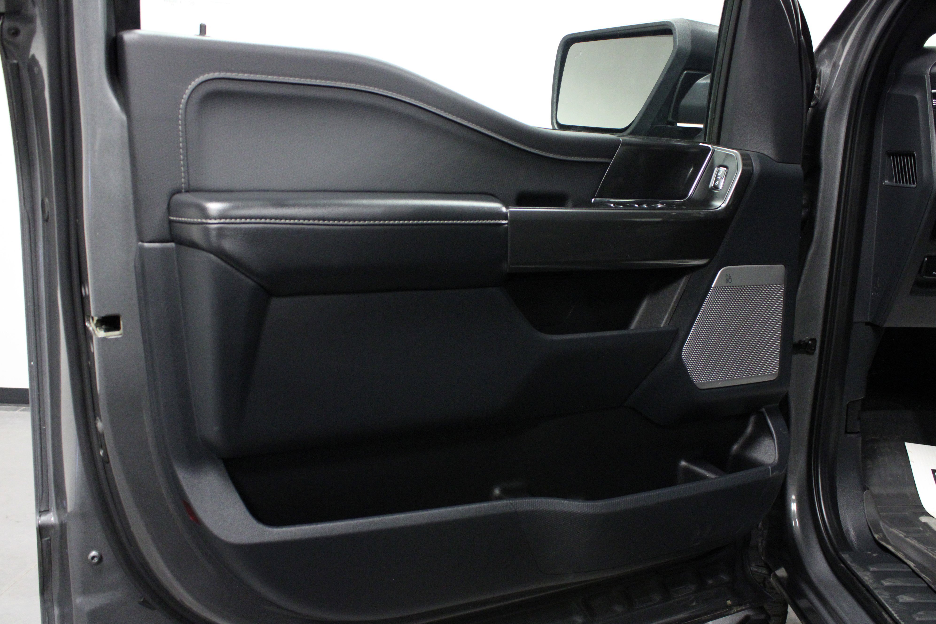 Used 2023 Ford F150 XLT w/ Equipment Group 302A High image 11